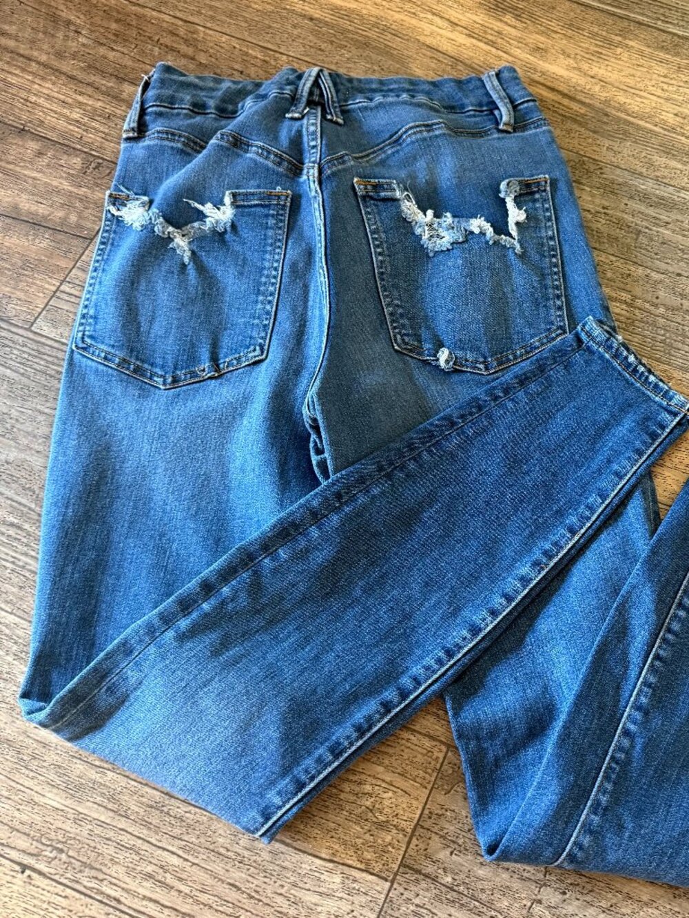 Distressed Good American Skinny Jeans